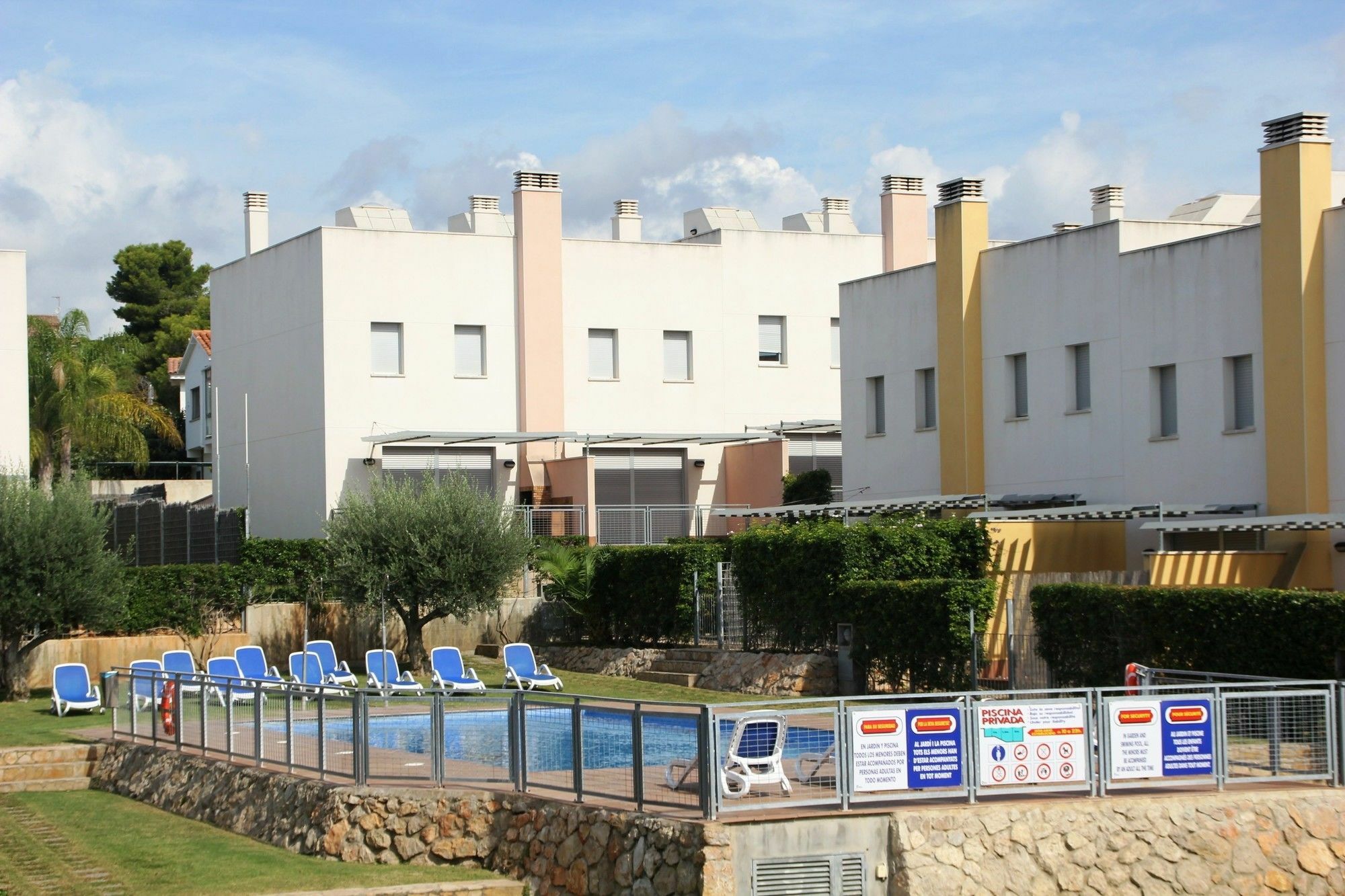 Villa Hotur Via Augusta Creixell Esterno foto